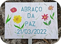 O Abraço da Paz no Dia Mundial da Árvore e da Poesia